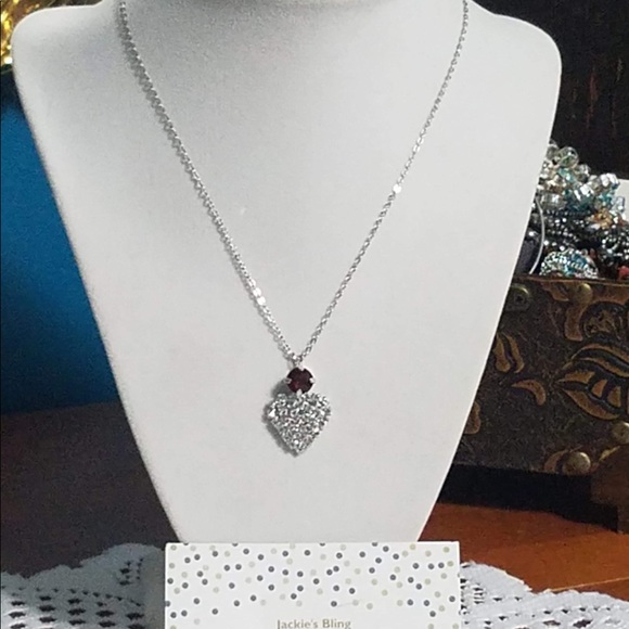 Swarovski heart nechlace and earrings - Picture 2 of 8